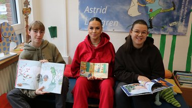 Weihnachtliche Vorlesestunden in der Bücherei